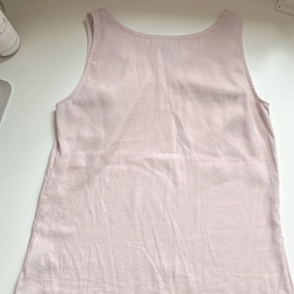 ⭐️SOLD⭐️Pale Pink Tank Top - Picture 2 of 6